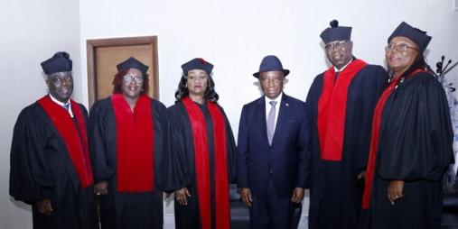 President Boakai posed in a photograph with members of the Supreme Court Bench 